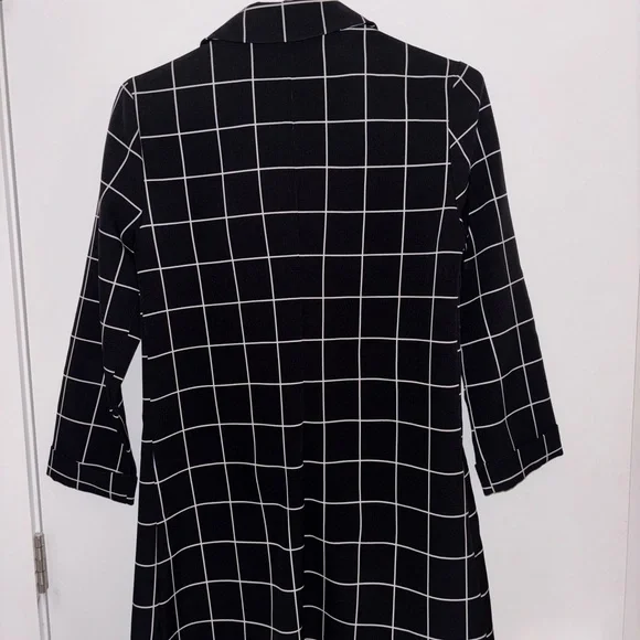 Fashion Nova Blazer - Picture 2 of 3